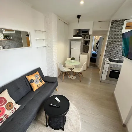 Excellent Location Centro Historico 2 Bed Flat *