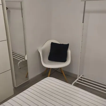 Excellent Location Centro Historico 2 Bed Flat *